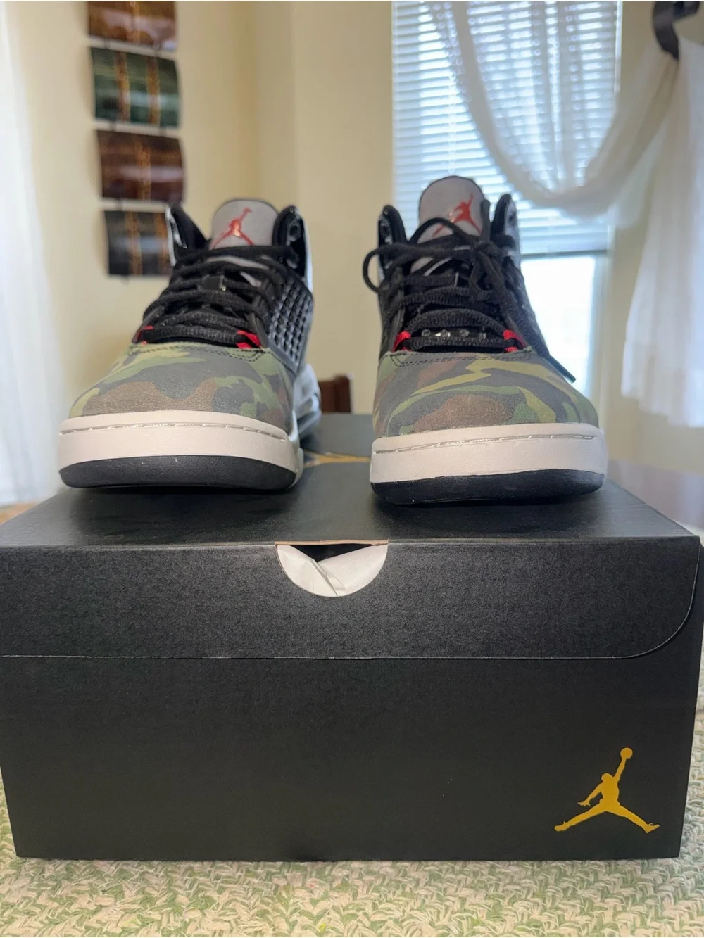 Air Jordan Maxin 200 Men's Camo Black Low-Top Sneakers size 11.5 new!!